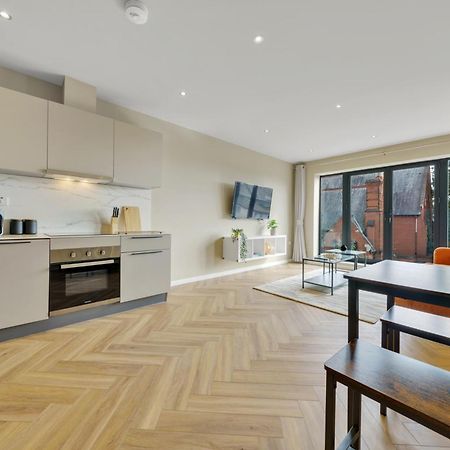 Oyo Fine B&B Hanwell المظهر الخارجي الصورة